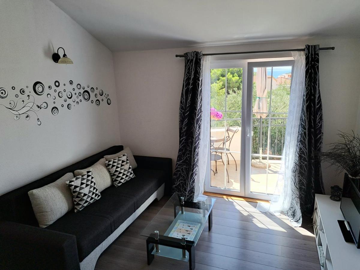 Apartment Oaza Mira Трибунь Экстерьер фото