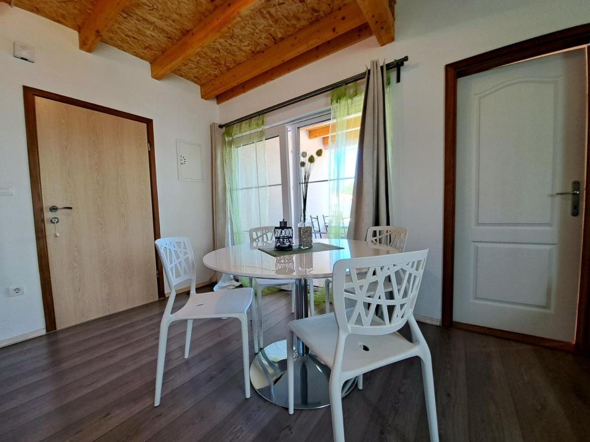 Apartment Oaza Mira Трибунь Экстерьер фото