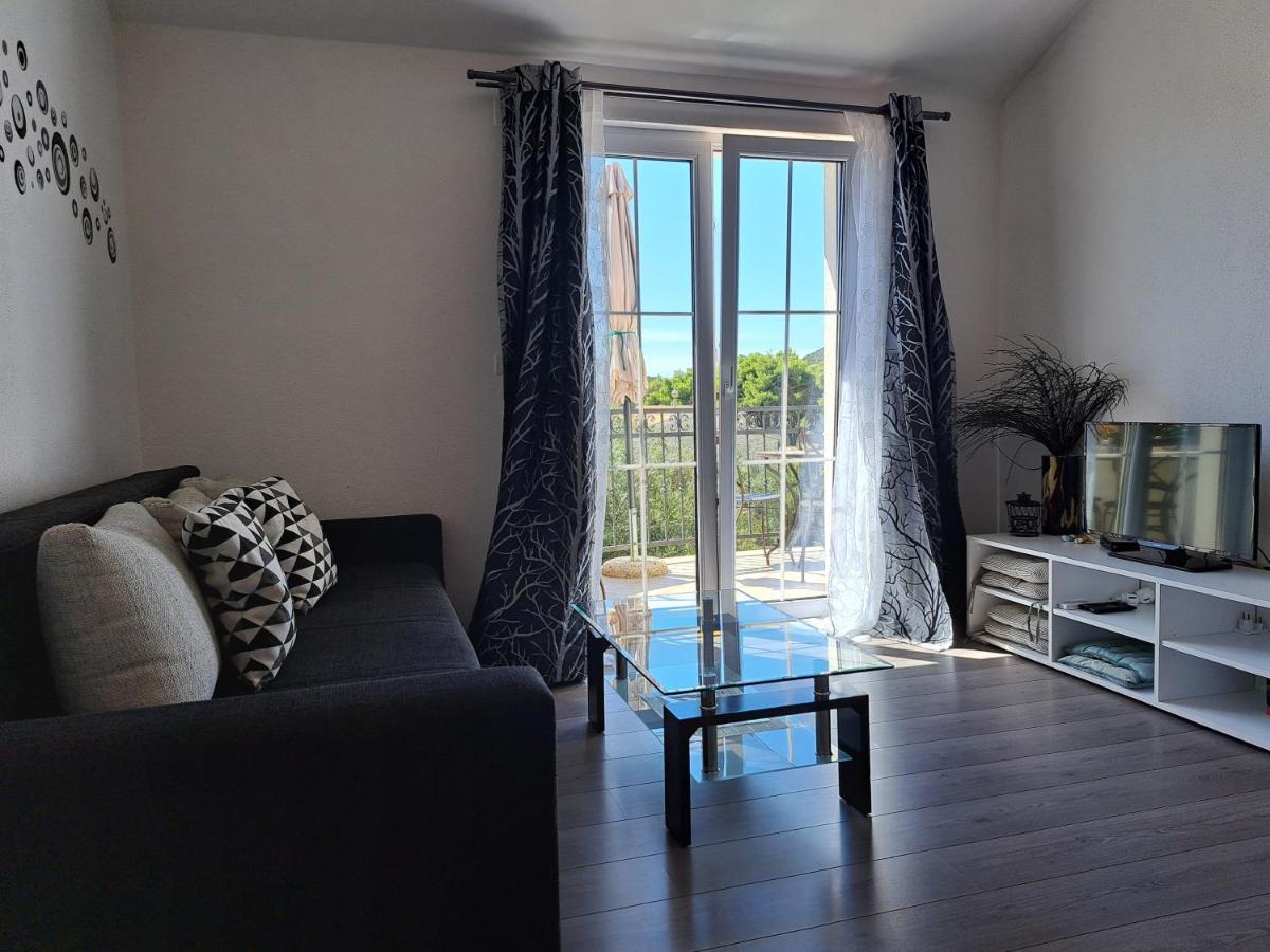 Apartment Oaza Mira Трибунь Экстерьер фото