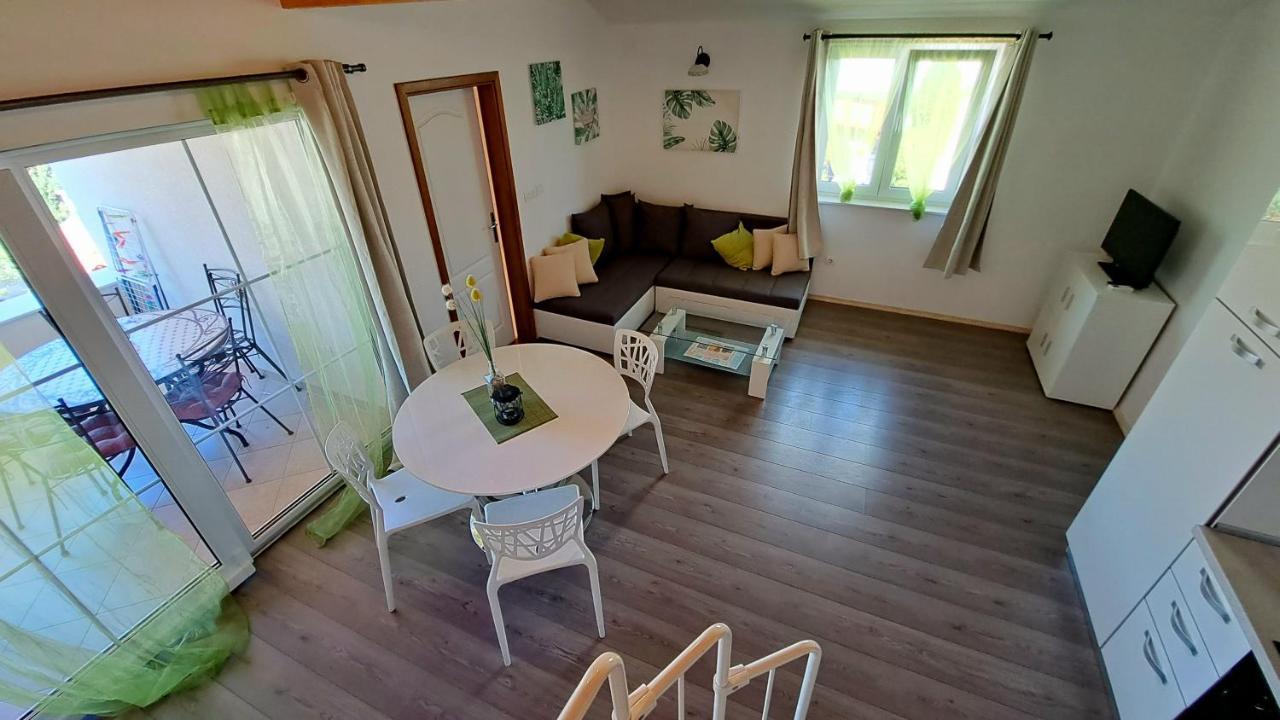 Apartment Oaza Mira Трибунь Экстерьер фото