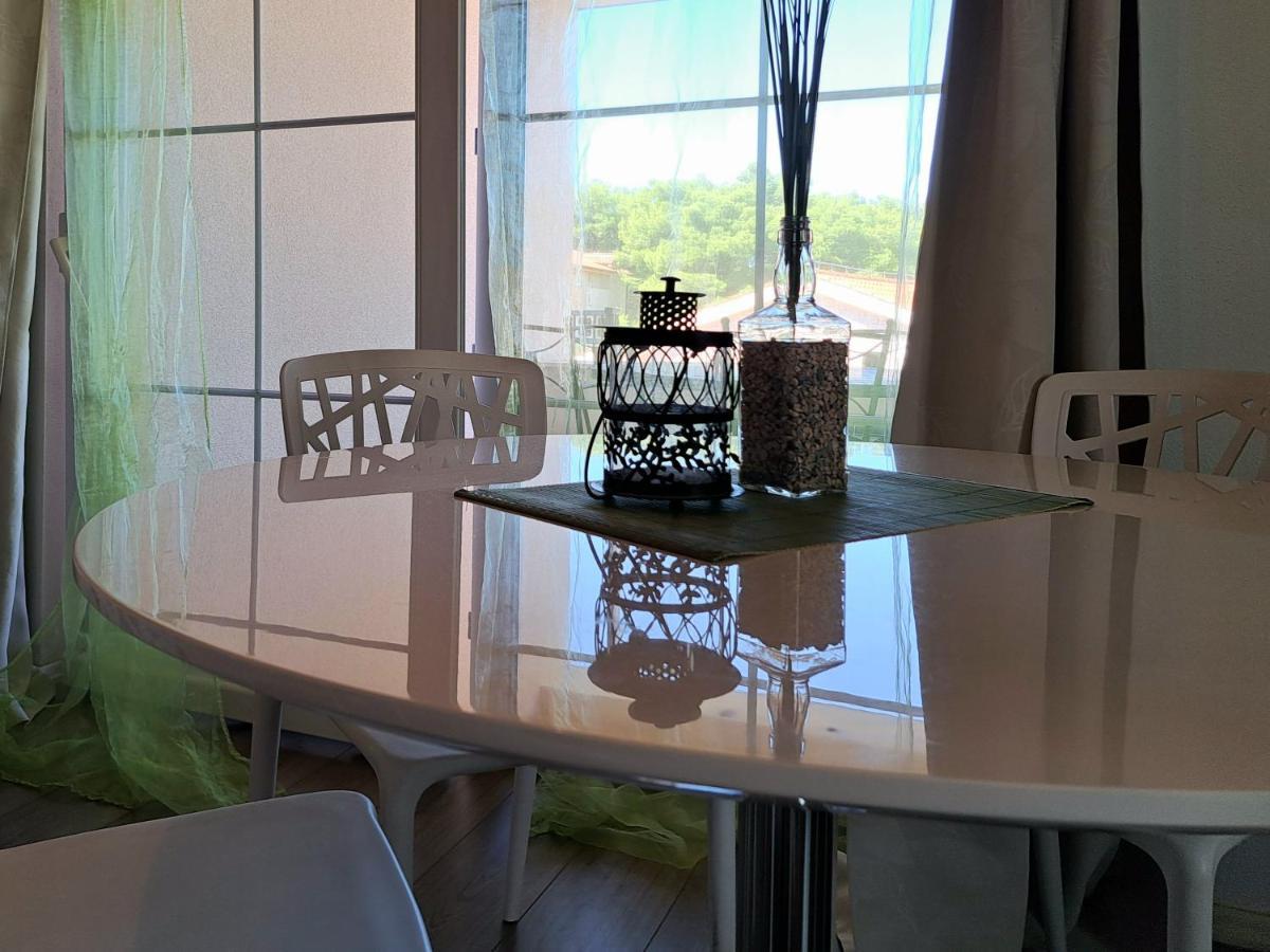 Apartment Oaza Mira Трибунь Экстерьер фото