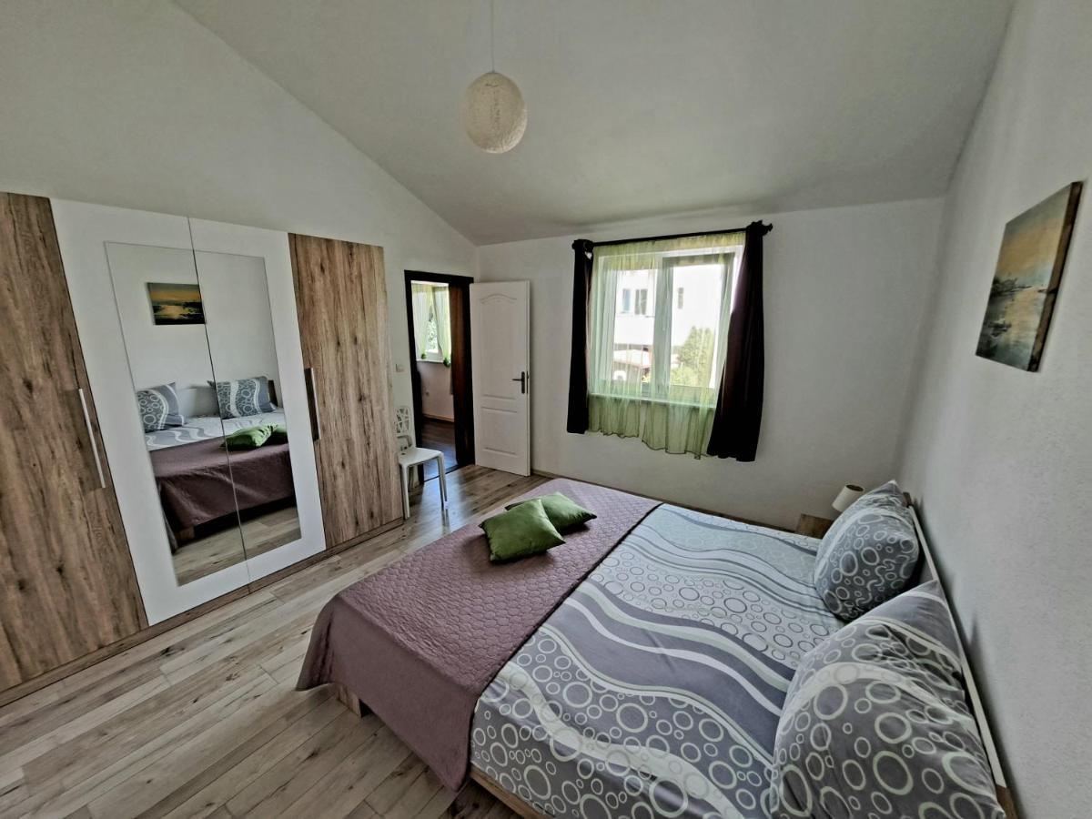 Apartment Oaza Mira Трибунь Экстерьер фото