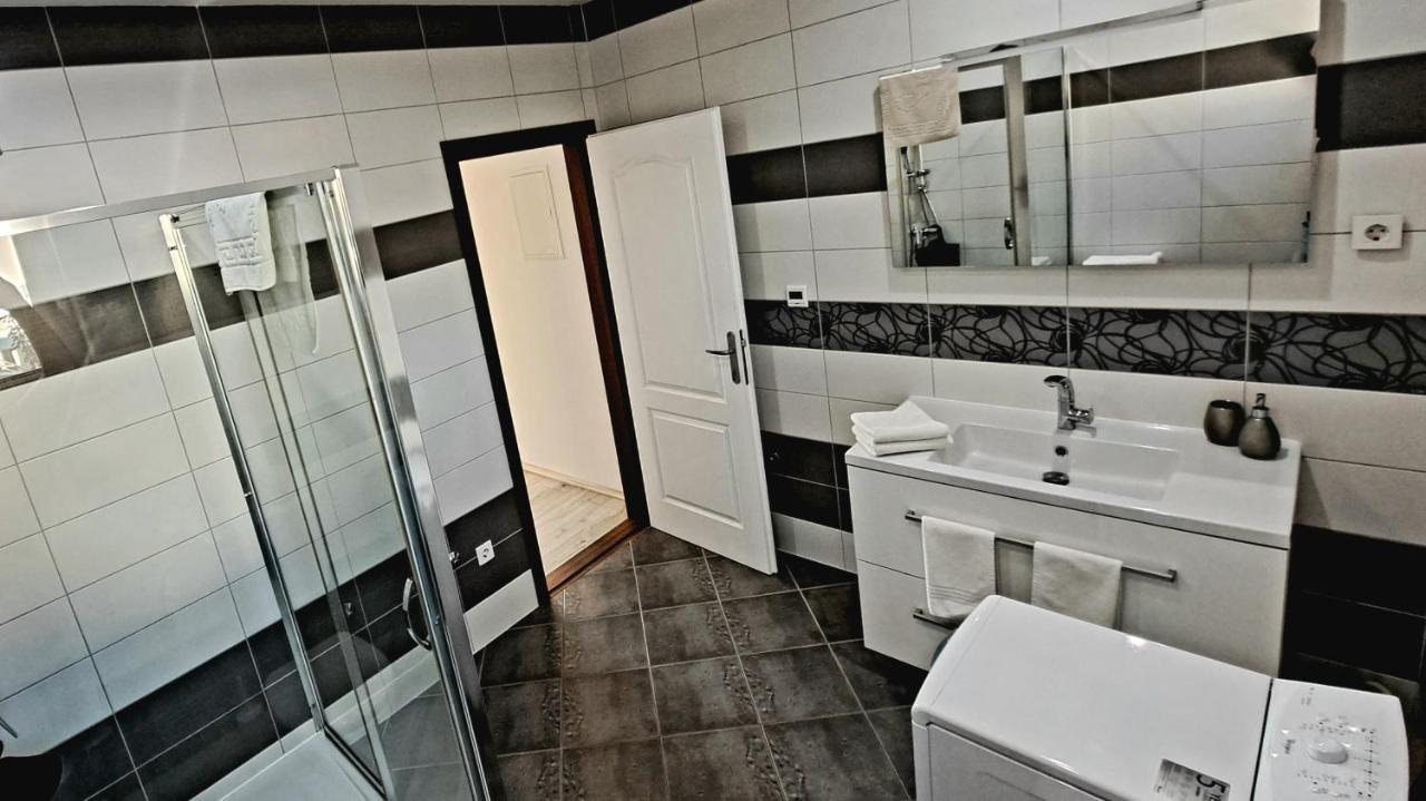 Apartment Oaza Mira Трибунь Экстерьер фото