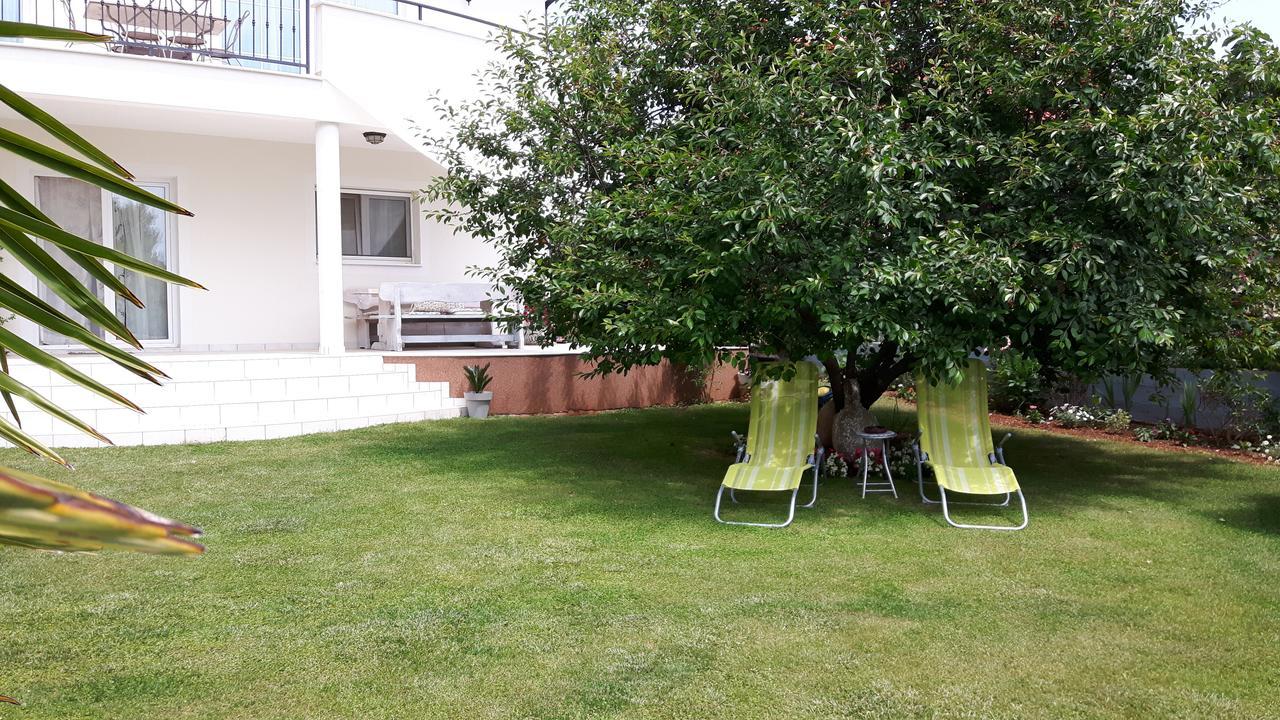 Apartment Oaza Mira Трибунь Экстерьер фото